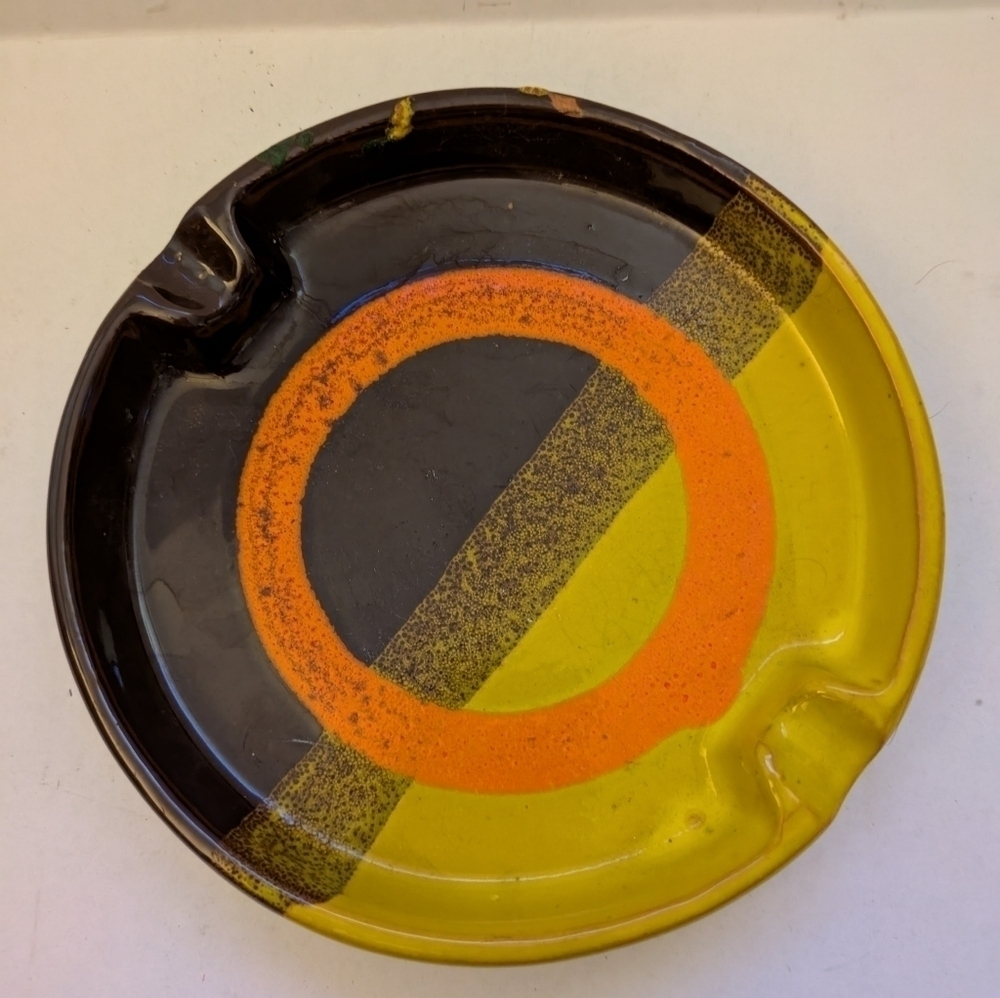 Vintage Ash tray. Geometric shapes.